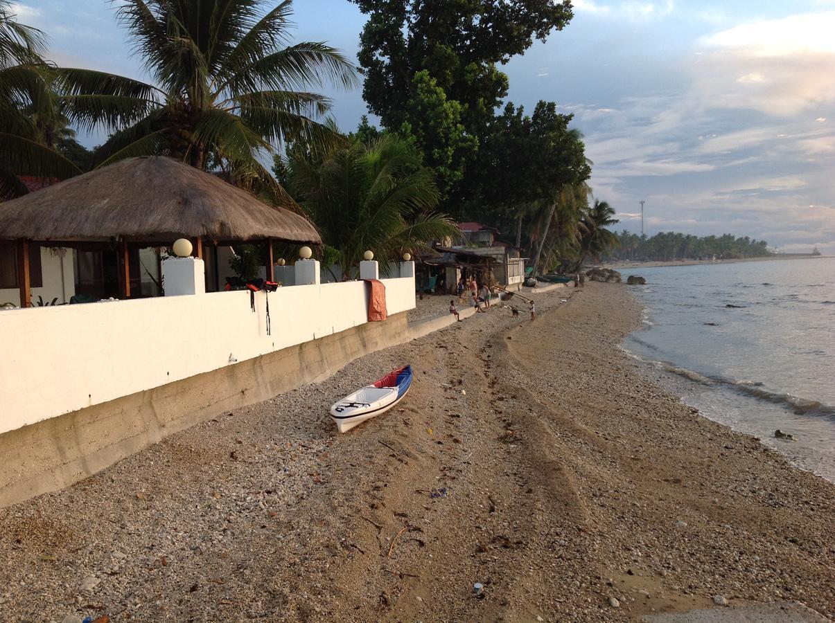 Bamboo Beachhouse Dormitory Garcia Hernandez Exterior photo